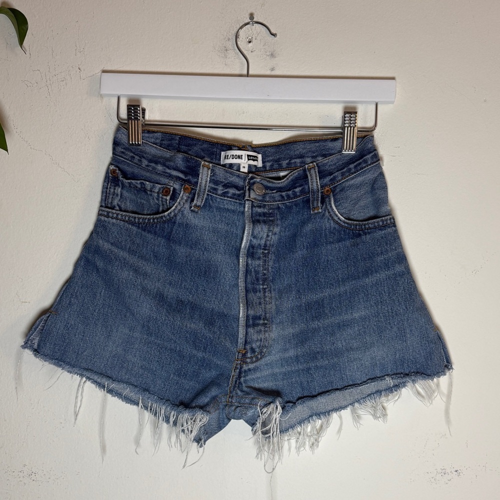 Re/done Levi’s cut off shorts raw hem